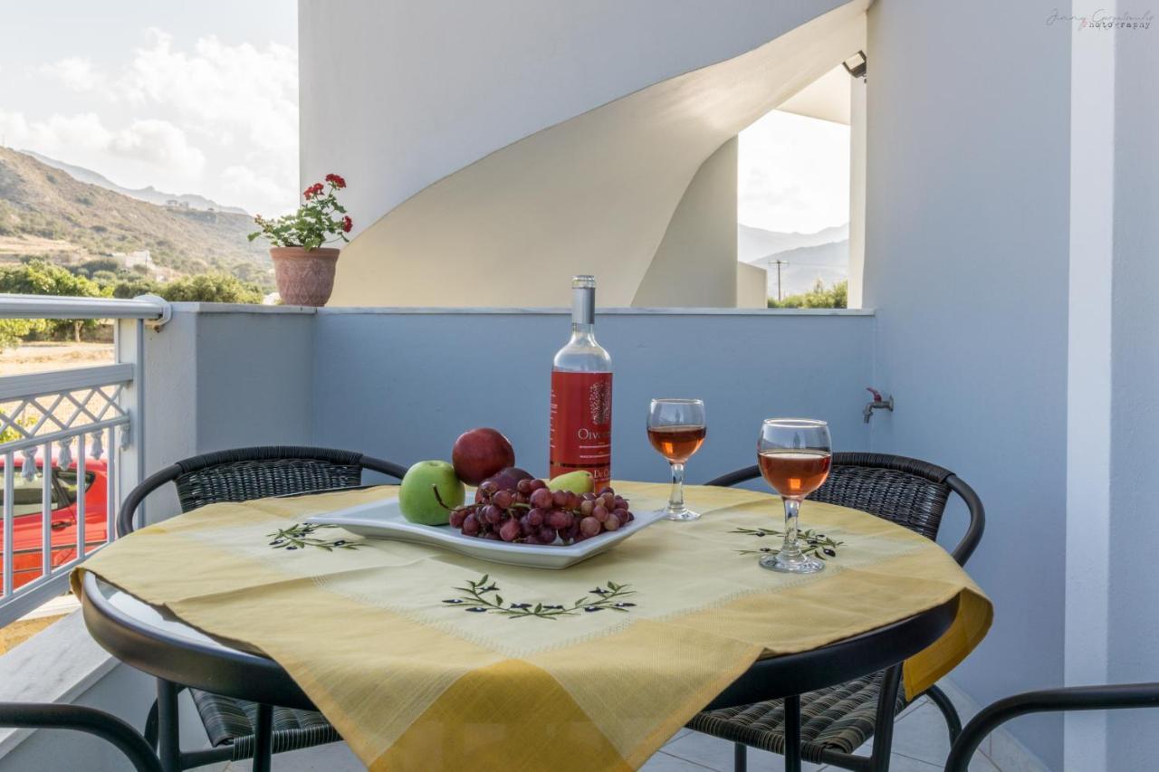 Sotirios Apartments Karpatos Zewnętrze zdjęcie